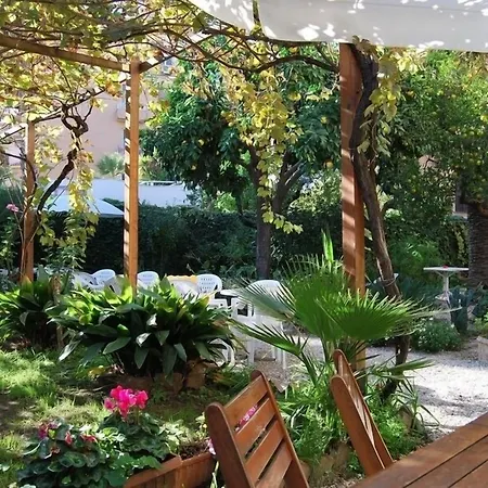 Hotel Lodi 2*