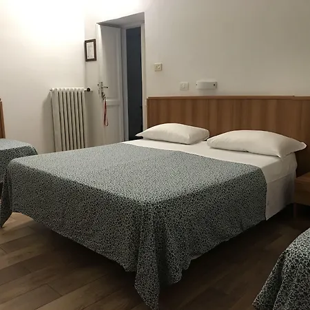 Lodi Hotel