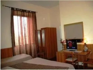 Lodi 2* Roma