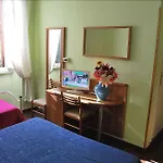 Lodi Hotel